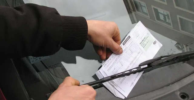 photo  les livreurs ont-ils le droit de stationner sur la route ? (photo d’illustration).  &copy;  archives co 