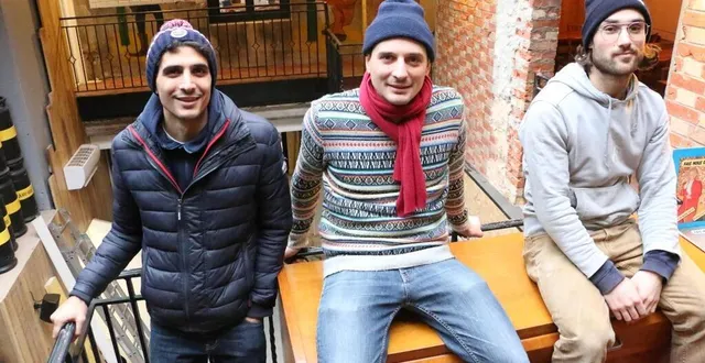 photo  joffray beuvier, maxime beuvier et clovis richard, les trois associés de la brasserie septante-deux, au mans, fermée après un départ de feu.  &copy;  archives ouest-france 