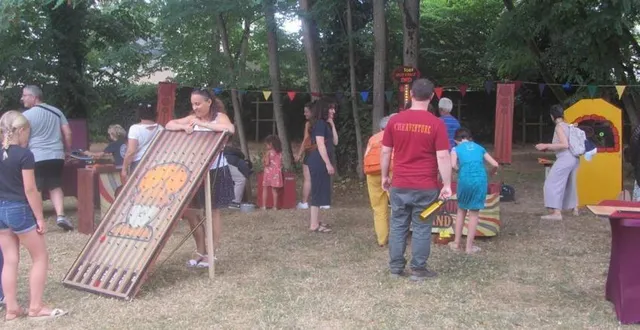 photo  les jeux surdimensionnés de la ludothèque colin-maillard.  &copy;  ouest-france 