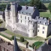 photo  le château de montmirail, à l’est du département, domine le perche sarthois. 