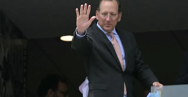 photo  jean-marc mickeler s’est exprimé sur l’affaire de john textor (ici en photo) lors de la rétrogradation à titre conservatoire de l’ol.  &copy;  juan mabromata, afp 