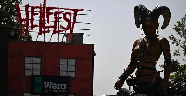 photo  les faits s’étaient produits lors de l’édition 2024. jugé mercredi 23 juillet, le trentenaire sans antécédent a exprimé des excuses. il devra suivre un stage de responsabilisation pour la prévention et la lutte contre les violences au sein du couple et les violences sexistes.  &copy;  franck dubray / ouest france 