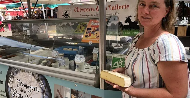 photo  amandine lucas vend ses fromages notamment sur le marché d’alençon.  &copy;  ouest-france 