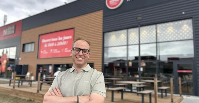 photo  le mans, mardi 22 juillet 2025. antony soreau, à la tête d’une équipe de 17 personnes, ouvre ce jeudi 24 juillet 2025 la boulangerie-pâtisserie sophie lebreuilly. la première de l’ouest de la france.  &copy;  le maine libre 