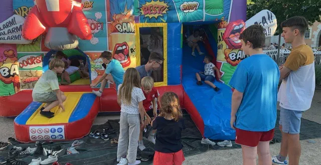 photo  le château gonflable, un incontournable.  &copy;  le maine libre 