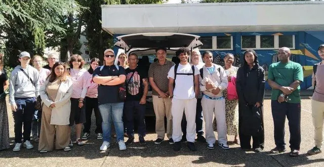 photo  le groupe allonnais lors de la visite à delmenhorst.  &copy;  centre social 