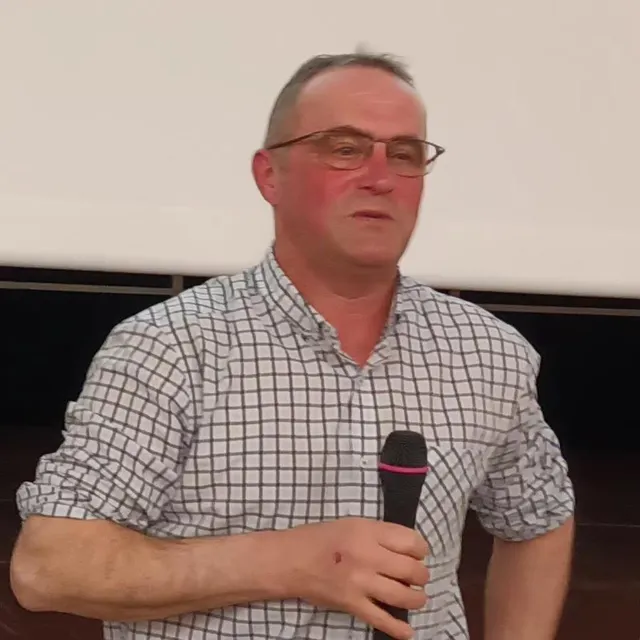 photo gilles pousse, président de l’association du comice cantonal d’écommoy 2025, à saint-saint-gervais.  ©  ouest-france