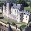 photo  le château de montmirail domine le perche sarthois. 