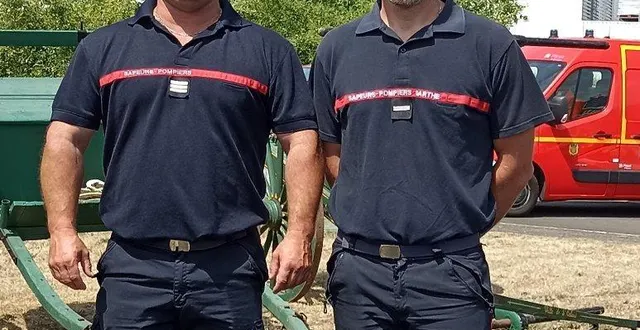 photo  le capitaine mickaël huard (à gauche) et le lieutenant frédéric mallet.  &copy;  le maine libre 