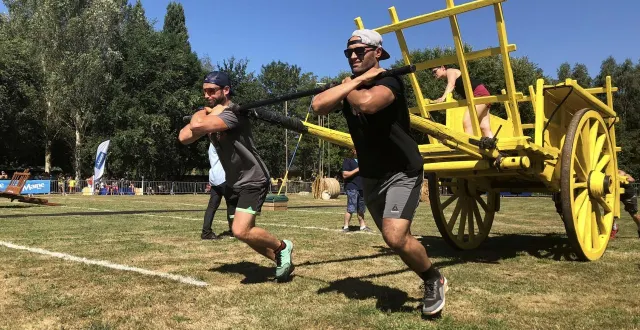 photo  en 2024, le comité des fêtes de tennie organisait la 44e édition du festival de la force.  &copy;  archives ouest-france 