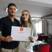 photo david et sabrina sabioli, les gérants du resto routier de louailles, ont été salués par l’application truckfly by michelin pour la qualité de leur accueil, la convivialité et la qualité des produits et des services fournis aux chauffeurs routiers.
