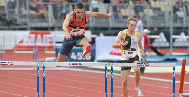 photo  edgar levard a livré une belle performance lors des séries du 400 m haies aux championnats de france élite 2025, en battant son record personnel établi en 2022.  &copy;  guillaume marie 