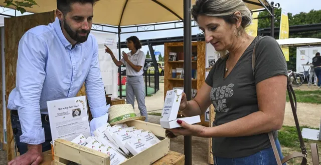 photo  les aires d’autoroute font des partenariats locaux, comme ces graines à planter venant du loiret.  &copy;  le maine libre - denis lambert 