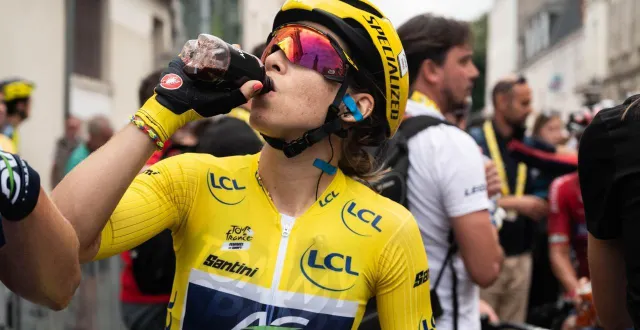 photo kim le court est encore maillot jaune du tour de france femmes à deux étapes du terme de l’édition 2025. © kévin guyot, ouest-france