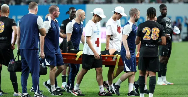 photo james maddison s’est blessé au genou lors d’un match de pré-saison face à newcastle united, à séoul, le 3 août 2025. © chung sung-jun / getty images via afp