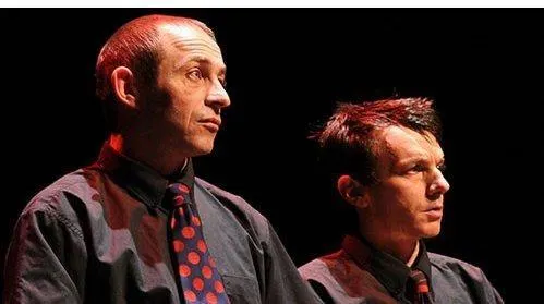 photo  demain, en clôture de la dixième édition du festival cité en musique, un duo de musiciens de la compagnie joe sature va, en partenariat avec les andain’ries, présenter un spectacle burlesque, décalé et déjanté, place saint-julien. spectacle gratuit à 20 h 30.  &copy;  tristan jeanne-valès 