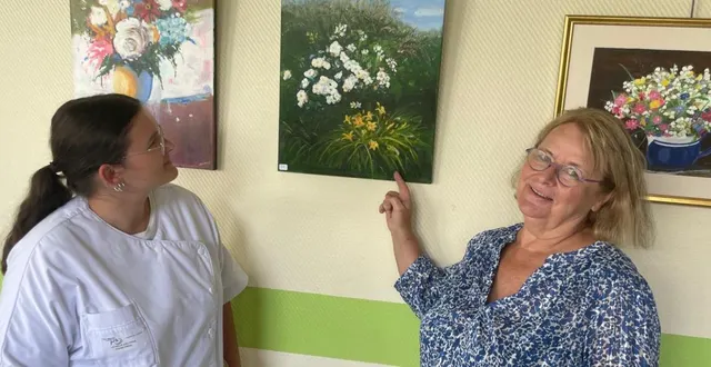 photo  christiane rocheron (à droite) a été accueillie par roxane le meut, du service animation.  &copy;  ouest-france 