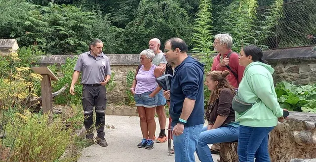 photo  les visites du domaine naturel de gasseau sont animées cet été par ronan mellouet, chef jardinier.  &copy;  ouest-france 