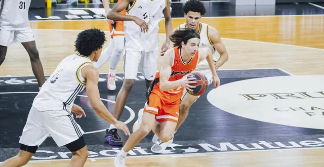 photo  bastien grasshoff, ici lors d’un match du championnat de france espoirs 2024-2025 face à l’asvel en mai dernier, a fait parler son aisance au tir et a brillé, lors de l’eurobasket avec l’équipe de france. cela n’aura pas suffi, défaits d’un tout petit point face à l’espagne, en finale, dimanche 3 août (81-82).  &copy;  dominique breugnot/ouest-france 