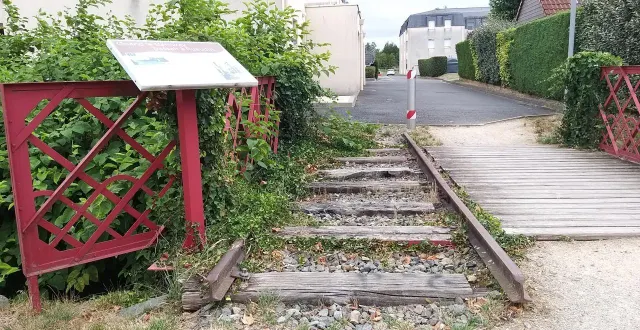 photo  une portion du tramway qui reliait le mans à château-du-loir se trouve encore à ruaudin.  &copy;  ouest-france 