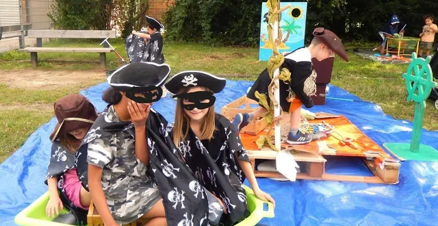 photo  loisirs créatifs, jeux, sport? plus d’une centaine d’activités sont proposées pendant deux mois, cet été avec « ça bulle dans les parcs ». archives ouest-france  &copy;  ouest-france 