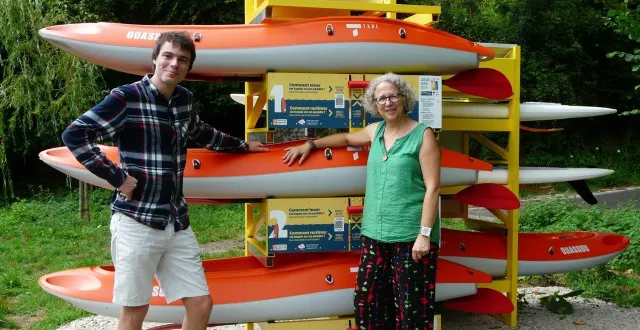 photo  le concepteur nicolas roche et lea duval, maire de beaumont.  &copy;  le maine libre 