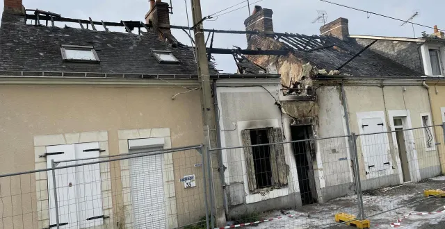 photo  quatre lances ont dû être déployées pour venir à bout de l’incendie.  &copy;  archives po 