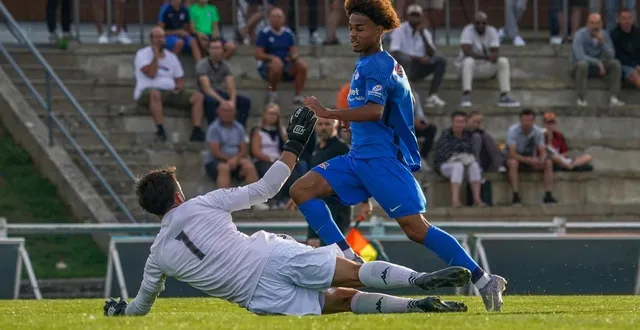 photo  sidi keita s’est mis en évidence en inscrivant le premier but de la rencontre entre sablé et le mans (b), ce mercredi 6 août (2-3).  &copy;  arnaud despelchain 