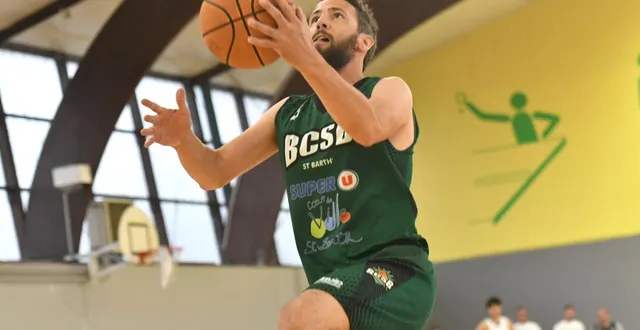 photo  geoffray gréau joue au sein du club de saint-barthélemy.  &copy;  co - michel durigneux 