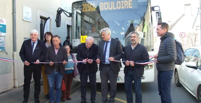 photo  après l’inauguration de la ligne de transport, les élus ne s’attendaient pas à une telle fronde des sociétés.  &copy;  ouest-france 