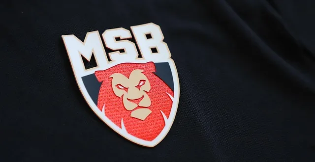 photo  le nouveau logo du msb, présenté le 7 août 2025, fait débat auprès des supporters et suiveurs du club.  &copy;  msb 