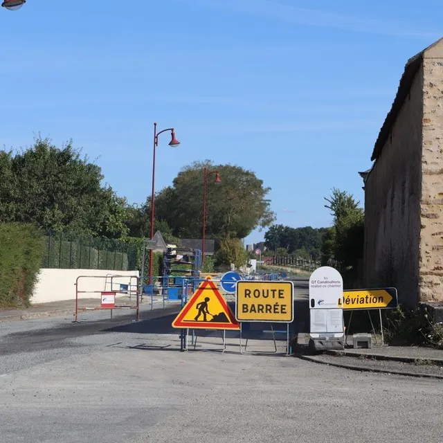 photo la route vers la chapelle du chêne reste fermée, les travaux y reprendront le lundi 18 août 2025.  ©  ouest-france
