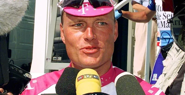 photo  bjarne riis, vainqueur du tour de france 1996 avec deutsche telekom.  ©  patrick kovarik, afp 