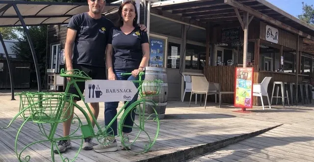photo  stéphane et hélène lieron, propriétaires du flower camping du port caroline à loire-authion (maine-et-loire).  &copy;  ouest france 