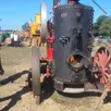 photo  ce dimanche 10 août 2025, à la fête des battages, à angrie (maine-et-loire) la locomotive à vapeur n’a rien perdu de sa superbe. elle est toujours au centre de la fête, un point de rassemblement du public 
