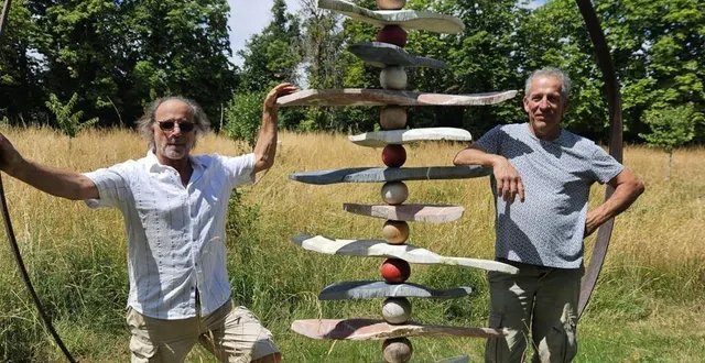 photo  daniel collette et jean-marie benoist, sculpteurs en anjou.  &copy;  crédit?: association arts et patrimoine 