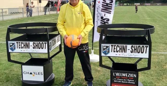 photo  marc gaulupeau a inventé le techni-shoot qu’il compte développer en priorité dans les clubs de foot. comme il l’a fait il y a une dizaine d’années avec sa précédente invention : le ten’s ball.  &copy;  marc gaulupeau 