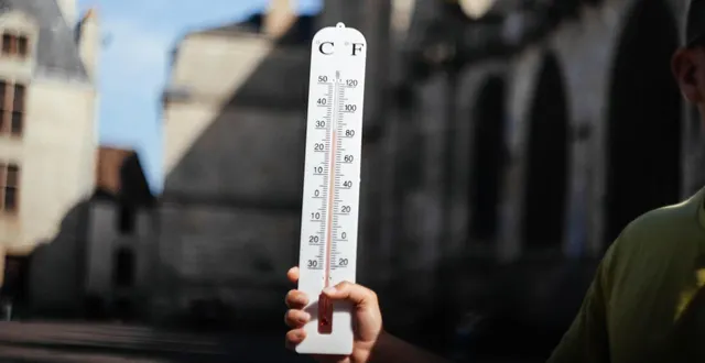 photo  une vague de chaleur frappe la france en ce début juillet, mais certains départements n’ont jamais connu d’alerte rouge, pour quel phénomène météorologique que ce soit.  &copy;  archives ouest-france 