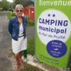 photo  laurence guilloux, adjointe à l’environnement et au tourisme, suit au quotidien la fréquentation du camping du bac. 