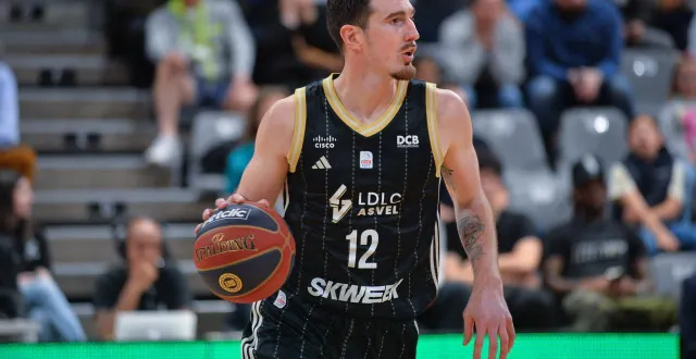 photo  nando de colo lors d’un match de betclic elite face au sluc nancy basket, le 25 avril dernier.  ©  cyril lestage / dppi via afp 
