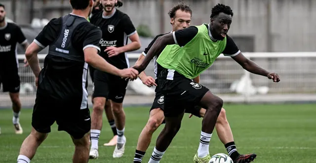 photo  l’ailier adama diakité devrait connaître sa première titularisation avec le sm caen, vendredi 15 août 2025 (19 h 30) à quevilly rouen.  &copy;  martin roche / ouest-france 