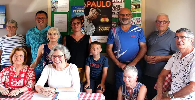 photo  le comité des fêtes était réuni dans son local, mardi soir pour préparer les prochaines activités.  &copy;  le maine libre 