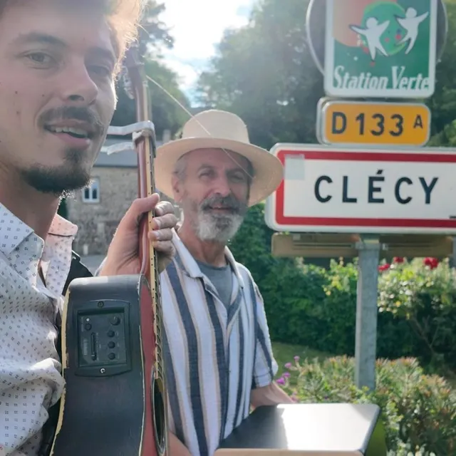photo yoan et jo' seront dans le secteur de clécy et de thury-harcourt le vendredi 22 et le samedi 23 août 2025 à l’occasion de leur tournée musicale au fil de l’orne.  ©  yoan et jo'
