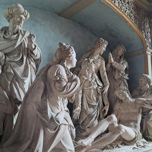 photo statue exécutée par le sculpteur manceau charles hoyau vers 1635.  ©  stéphanie barioz