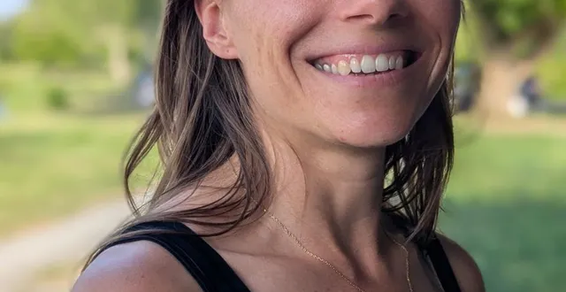 photo  camille langevin-thierry, enseignante de yoga à la mjc.  &copy;  ouest-france 