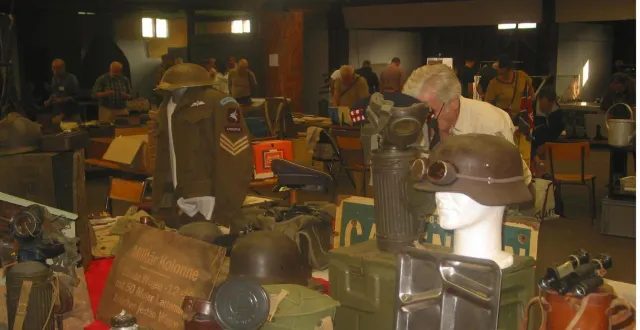 photo  de nombreux objets étaient exposés, dimanche.  &copy;  ouest-france 