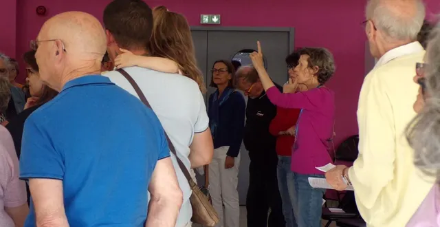 photo  emmanuelle leprètre lors d’une séance de chants vocaux.  &copy;  le maine libre 