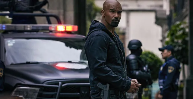photo  « s.w.a.t. », saison 7.  &copy;  robert voets/cbs/sony pictures t 