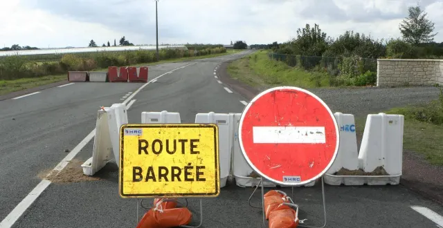 photo  la rd 240 sera barrée, une déviation sera mise en place.  &copy;  illustration le maine libre 