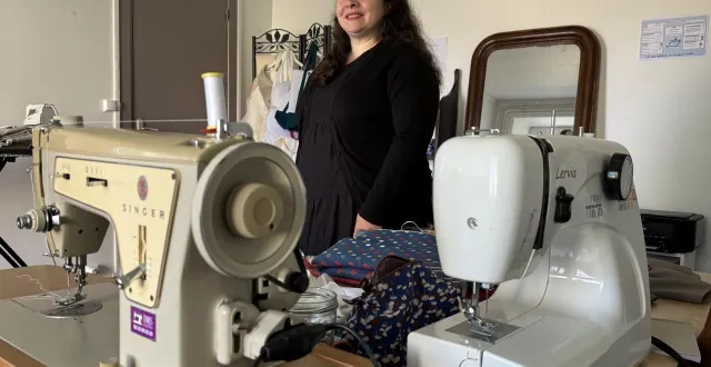 photo  bénédicte pierre lance son activité de couture à alençon (orne).  &copy;  ouest-france 